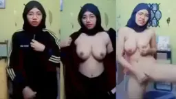 Ukhti Berjilbab Hitam Bikin Konten Mesum Telanjang