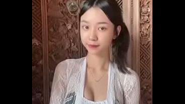 Sindi, Siap Digoyang Habis-habisan Sampai Lupa Diri.