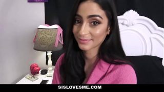 Sislovesme – Adik Tiri Abg (jasmine Vega) Digoda Biar Ngewe Mulut