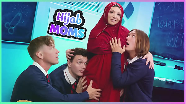 Hijab Asli, Siap Puasin Tiga Kontol Bareng