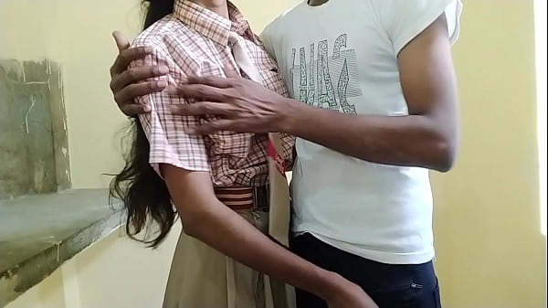 Cewek Desa India Digebrak Habis Sama Pacar Sekolahnya Yang Baru 18 Tahun