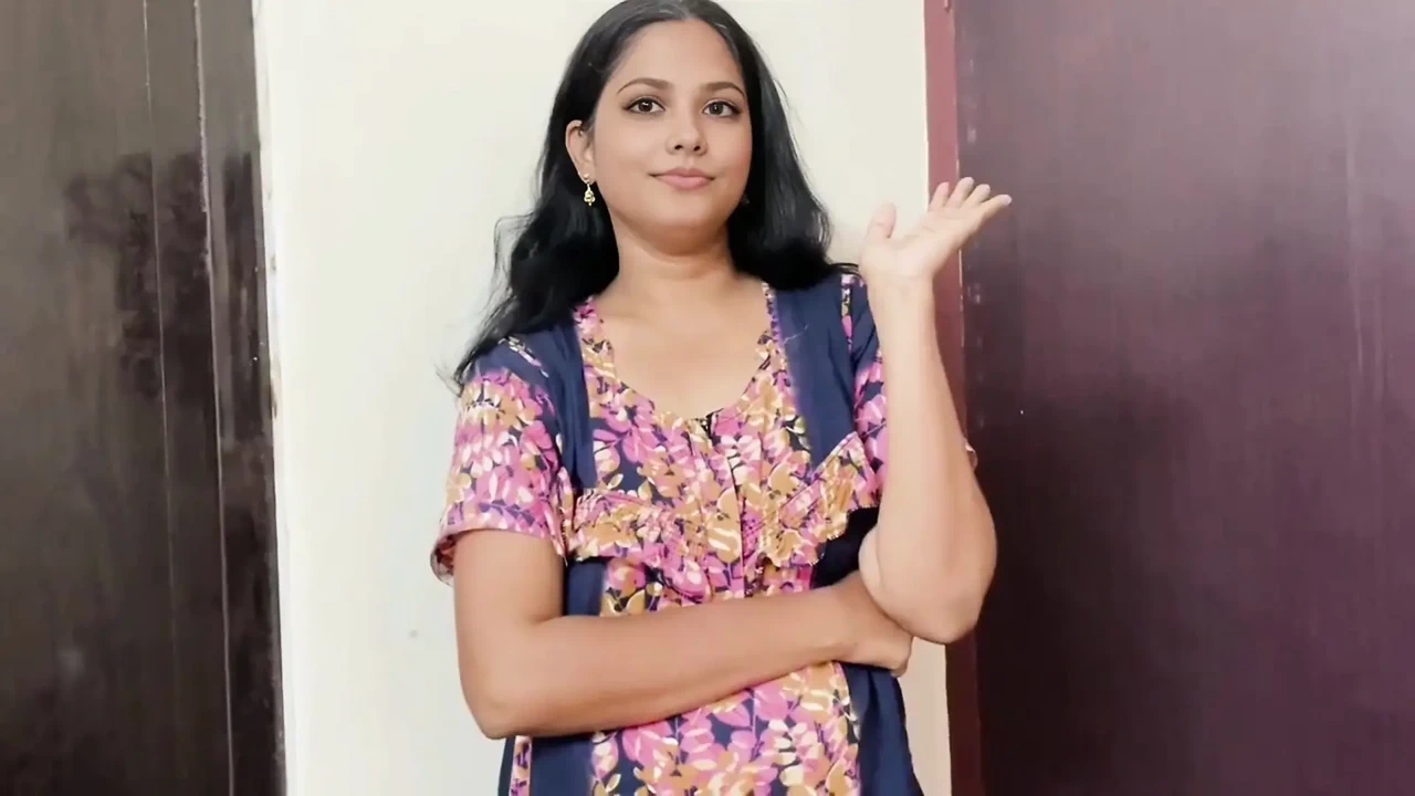 Desi Milf Compensate With Her Tenant And Everything Became Fine