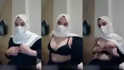 Hijab Camilla Pamer Dada Montok