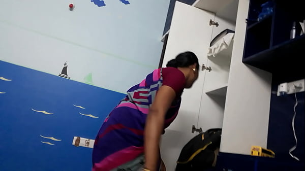 Maid Baru Desi, Siap Disetrap Dan Digarap Habis-habisan.