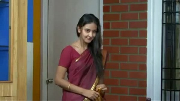 Desi Cewek India Bikin Ngilu, Goyangannya Bikin Makin Panas