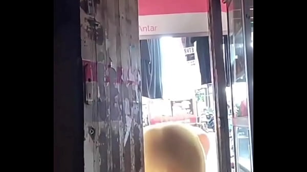 Bokep Indonesia, Udah Gak Sabaran, Jemur Baju Malah Diajak Ngewe