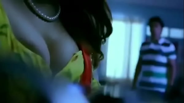 Desi Bhabhi, Romans Penuh Nafsu Bikin Basah