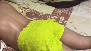 Ibu Mertua Bongsor Bokong Gede Bantu Mantu, Pijatannya Malah Berujung Nafsu.