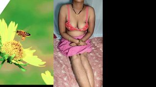 Desi Istri Rumahan, Memek Basah Kencang Siap Digenjot.