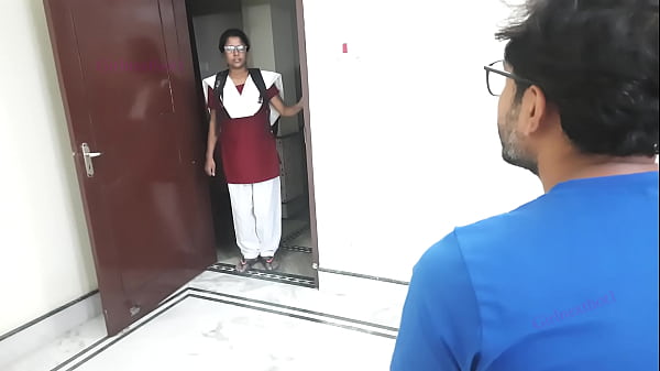 Cerita Mesum: Gadis Bengali Polos Digilir Orang Asing – Kisah Sex Hindi