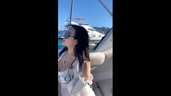 Cewek China, Kayaknya Tuh Iya, Bikin Makin Pengen Ngerasain.
