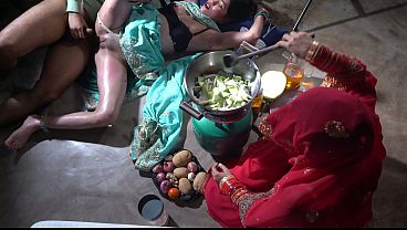 Ibu Tiri Dapur Xxx, Dapur India, Ibu Tiri Desi Dalam Bahasa Hindi, Ibu Tiri Desi Yang Bikin Meleleh.