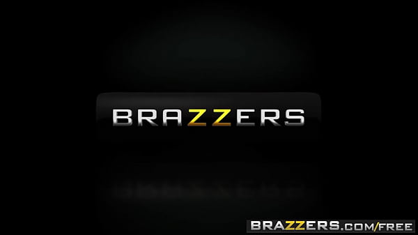 Brazzers Exxtra – Casey Calvert – Kontol Hantu Solid Menusuk Pantat Logam