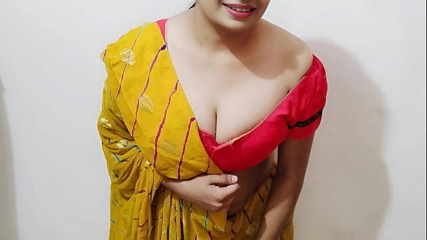 भाभी ने देवर को हाथ से खेलते पकड़ा, फिर बड़े लंड से चुदवाई (हिंदी आवाज़)