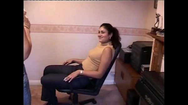Cewek India Malvina Sama Lisa Inggris Saling Jilat Memek Basah Kencang Sampai Crot #3