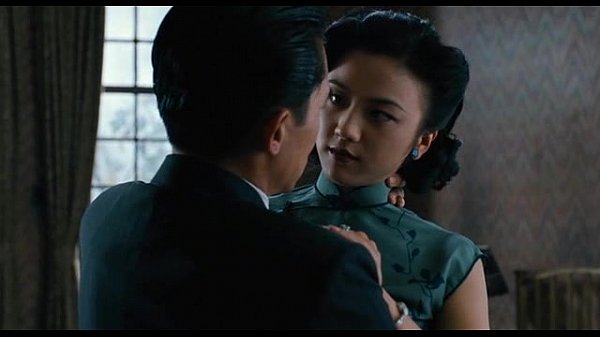 Cinta Cina Panas Bagian Satu – Bikin Merem Melek
