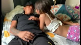Hermanastra Ngewe Sama Kakak Tiri Pas Ortu Tiri Lagi Gak Di Rumah – Cerita Panas Full Banget…