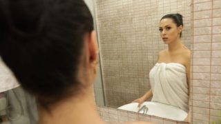 Bang Bros – Sapphire Lapiedra, Si Teman Sekamar Ngintip, Dapet Rejeki Nge***