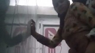 Video Cinta Pasangan India Di Toilet, Penuh Nafsu Dan Erotis