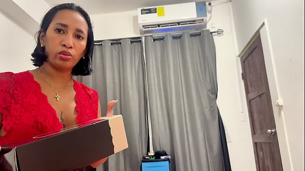 Ibu Tiri Montok Leyne Rodriguez Macet Dan Digenjot Anak Tiri Yang Sange Berat