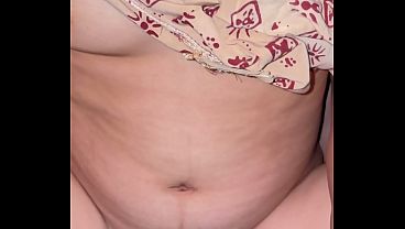 Ajakanku Dari Ibu Temanku Yang Janda, Mainin Kontol Di Rumahnya Sampai Puas.