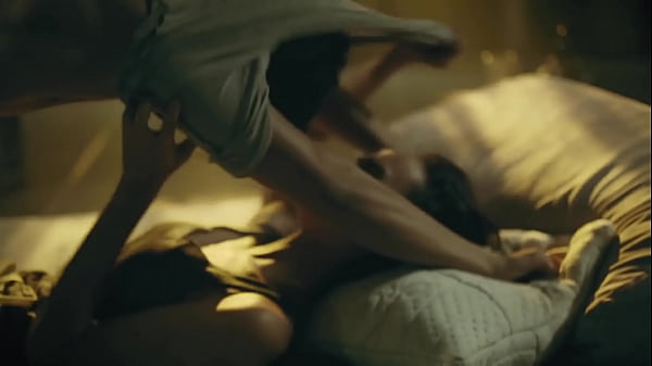 Nonton Film Indonesia, Bikin Basah Celana Dalam Sendiri Di Kamar.