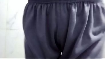 Tonton Video Fantasi Istri Desi Yang Bikin Makin Panas!