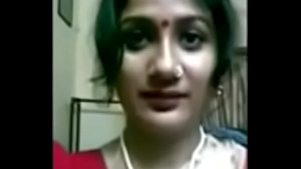 Desi Istri Bengali Montok Dengan Payudara Besar Bikin Ngiler