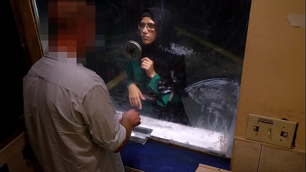 Arab Ngenes, Ngentot Demi Duit Di Motel Kumuh