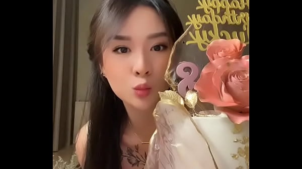Tiktok Cewek China Puting Nyiprat Keluar