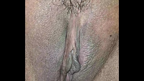 Desi Bhabhi Basah, Siap Digoyang