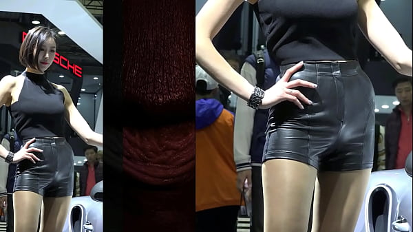 Goyang Cewek China Pakai Hotpants Kulit Bikin Makin Panas, Siap Bikin Lo Tegang.