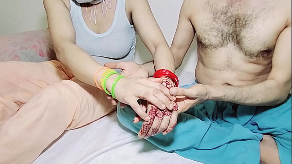 Punjabi Muslim Bhabhi, Bokong Gede Digebukin Kontol Dever Gaya Doggy, Suara Hot Hindi.