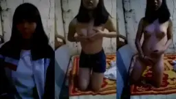 Bocil Chindo Della Pamer Tubuh Mulus Tanpa Sehelai Benang.
