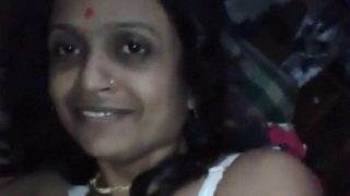 Hisap Puting Romantis Xxx Desahan Panas India Lokal