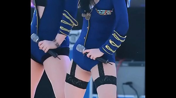 Asiatik Goyang-goyang Bikin Makin Liar, Pinggul Mulus Bergerak Bikin Darah Mendidih.