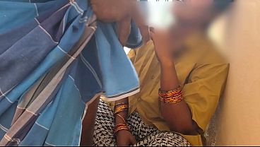 Bikin Panas! Tukang Batu Desa India Ngebut Sama Pekerja Ceweknya, Crot Sampe Basah.