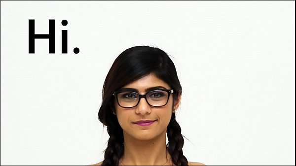 Mia Khalifa – Nih, Lihat Lebih Dekat Tubuh Arab Sempurna Gue Yang Bikin Nagih