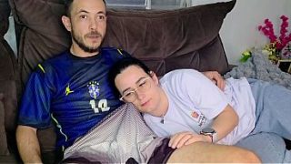 Ibu Tiri Digoda Kakak Tiri Sambil Nonton Timnas Brasil, Bikin Basah Semua.